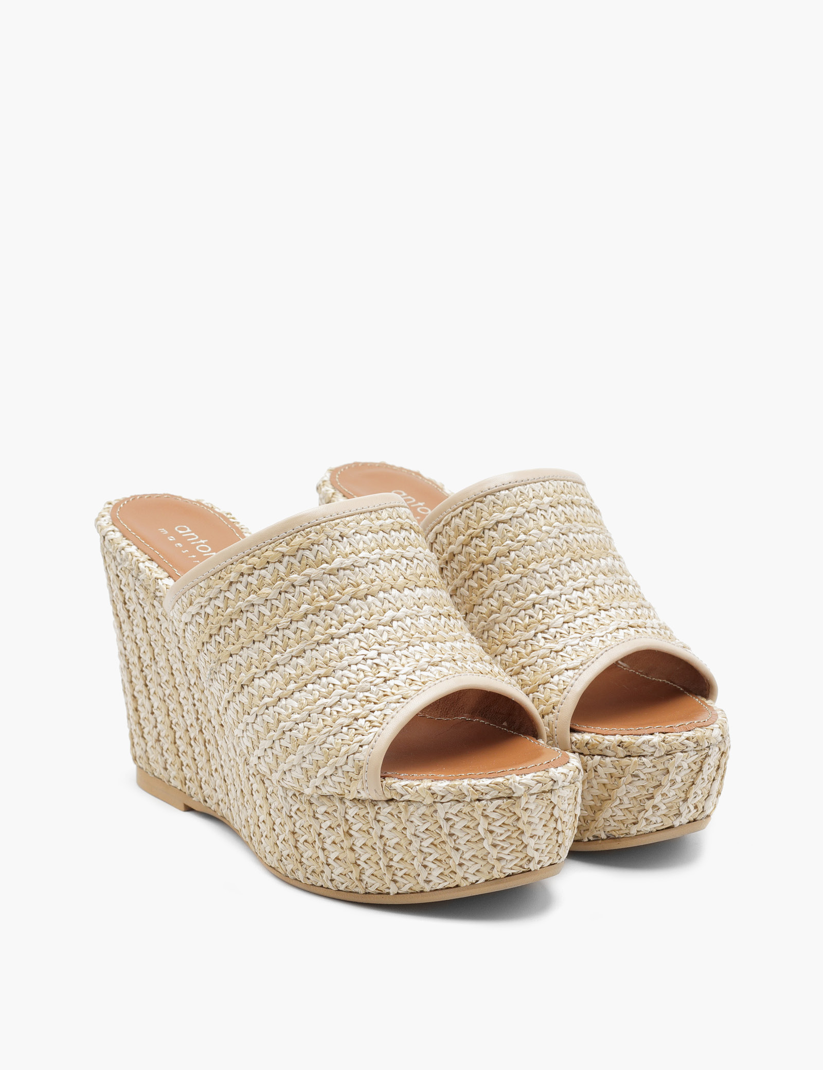 Penelope Beige